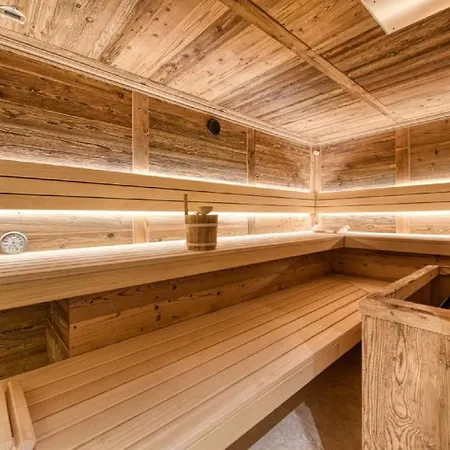 Elegance Chalet Enchanting Mountain World Of Lech Apartment Lienz